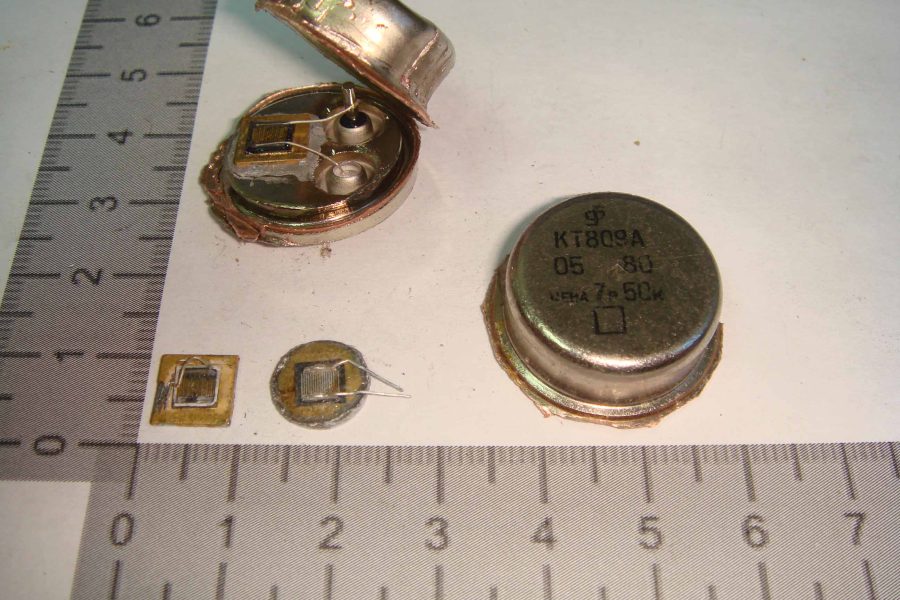 КТ803, 808, 809 (разобранные)